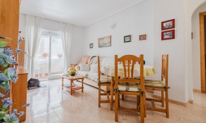 Resale - Apartment / flat - Torrevieja - Villa Madrid