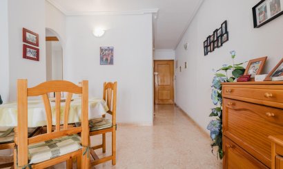 Resale - Apartment / flat - Torrevieja - Villa Madrid