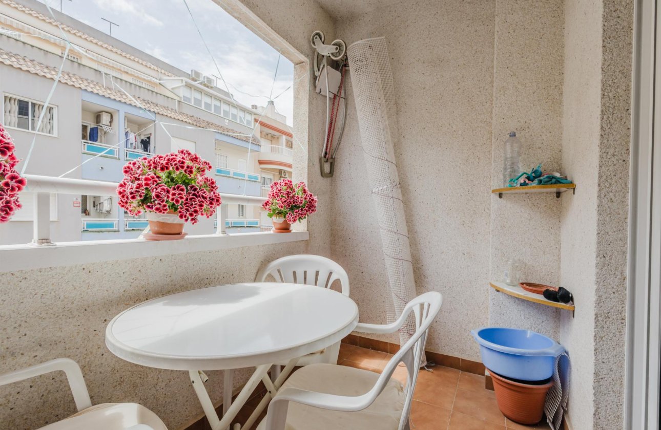 Resale - Apartment / flat - Torrevieja - Villa Madrid