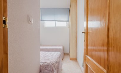 Resale - Apartment / flat - Torrevieja - Villa Madrid