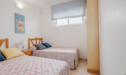 Resale - Apartment / flat - Torrevieja - Villa Madrid