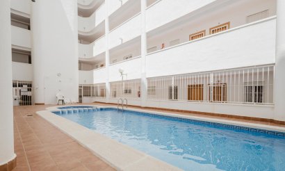 Resale - Apartment / flat - Torrevieja - Villa Madrid
