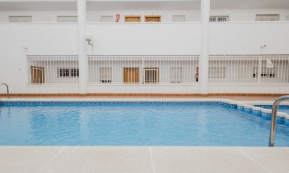 Resale - Apartment / flat - Torrevieja - Villa Madrid