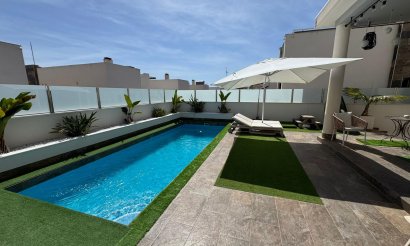 Revente - Villa - Orihuela Costa - Villamartín