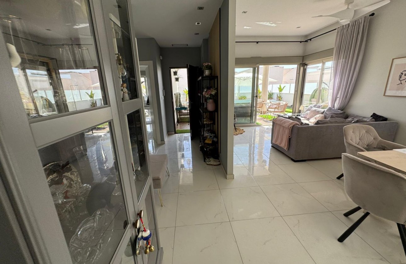Revente - Villa - Orihuela Costa - Villamartín
