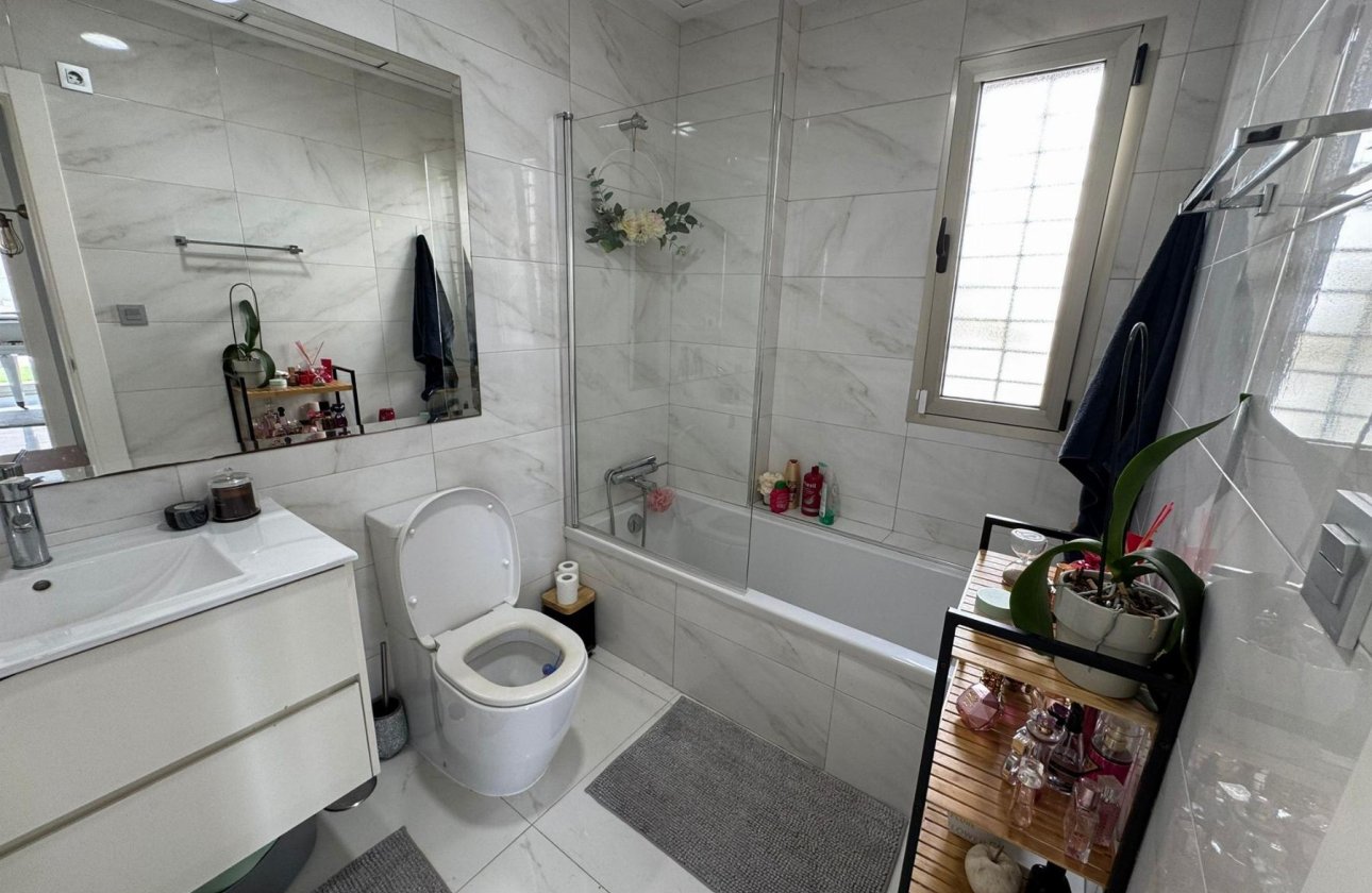Revente - Villa - Orihuela Costa - Villamartín
