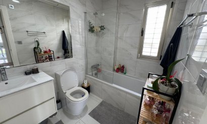 Revente - Villa - Orihuela Costa - Villamartín