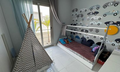 Revente - Villa - Orihuela Costa - Villamartín