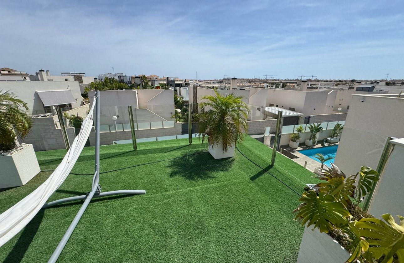 Revente - Villa - Orihuela Costa - Villamartín