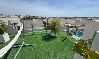 Revente - Villa - Orihuela Costa - Villamartín