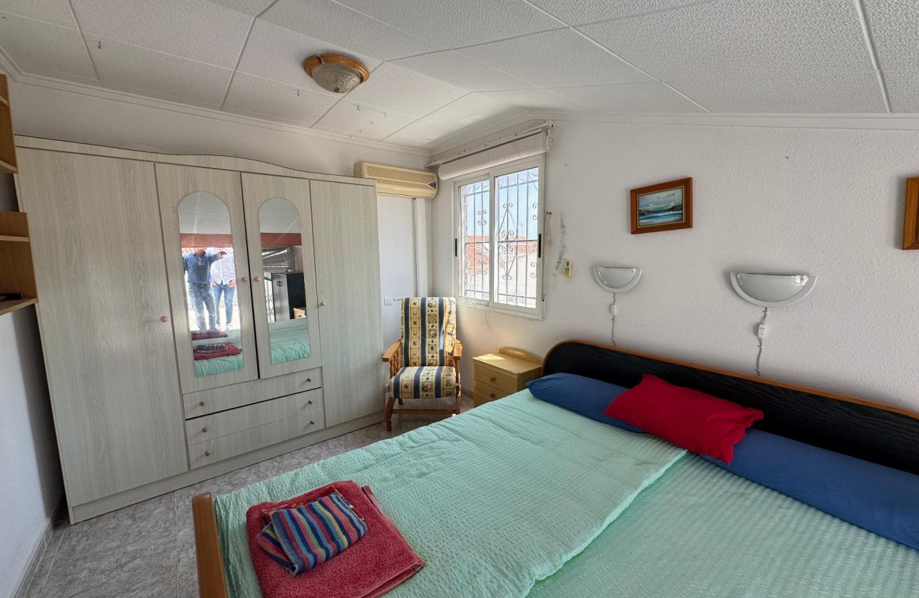 Revente - Villa - Torrevieja - URB SAN LUIS