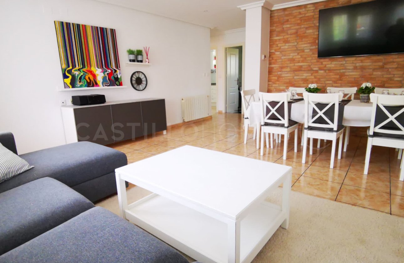 Resale - Villa - Orihuela Costa - Los Altos