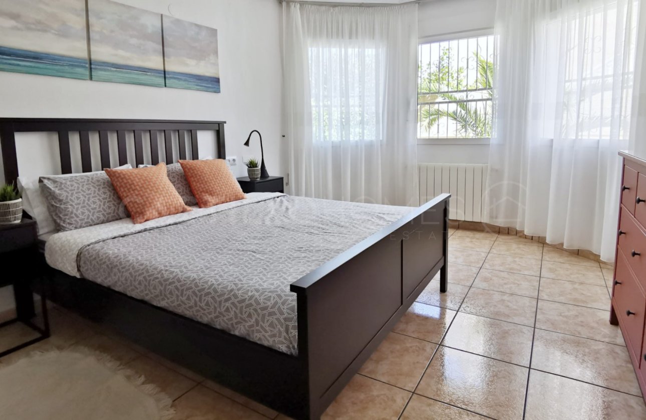 Resale - Villa - Orihuela Costa - Los Altos