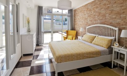 Resale - Villa - Orihuela Costa - Los Altos