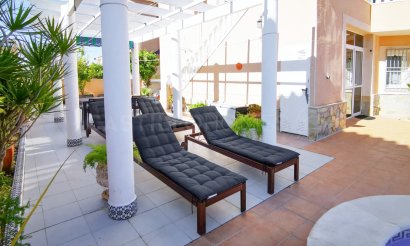 Resale - Villa - Orihuela Costa - Los Altos