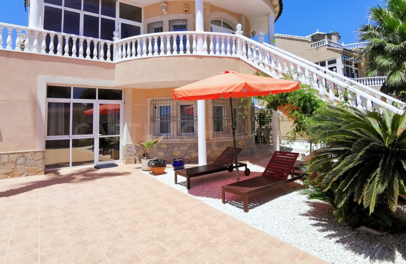 Resale - Villa - Orihuela Costa - Los Altos