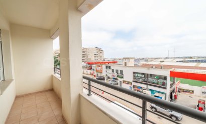 Resale - Apartment / flat - Torrevieja - Centro