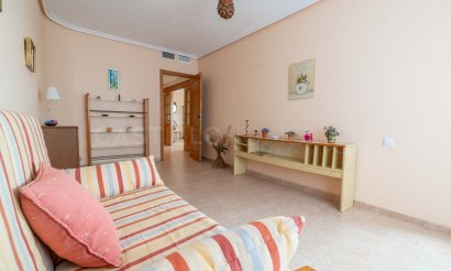 Resale - Apartment / flat - Torrevieja - Centro