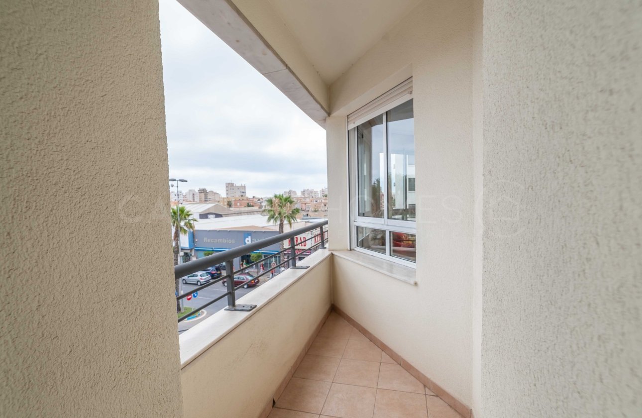 Resale - Apartment / flat - Torrevieja - Centro