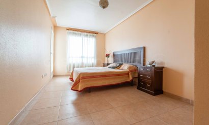Resale - Apartment / flat - Torrevieja - Centro