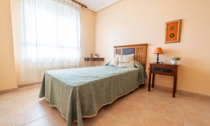 Resale - Apartment / flat - Torrevieja - Centro