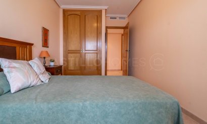 Resale - Apartment / flat - Torrevieja - Centro