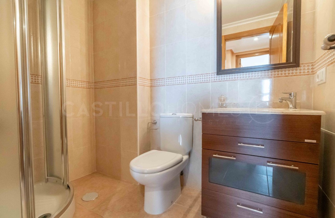 Resale - Apartment / flat - Torrevieja - Centro