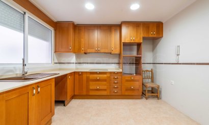 Resale - Apartment / flat - Torrevieja - Centro