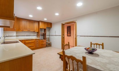 Resale - Apartment / flat - Torrevieja - Centro