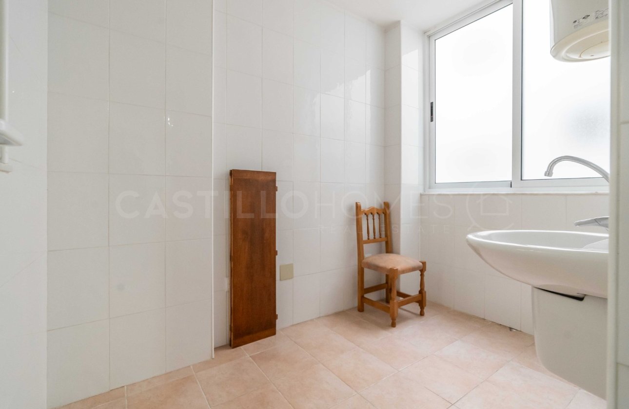 Resale - Apartment / flat - Torrevieja - Centro