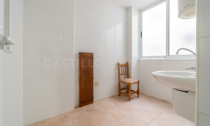 Resale - Apartment / flat - Torrevieja - Centro