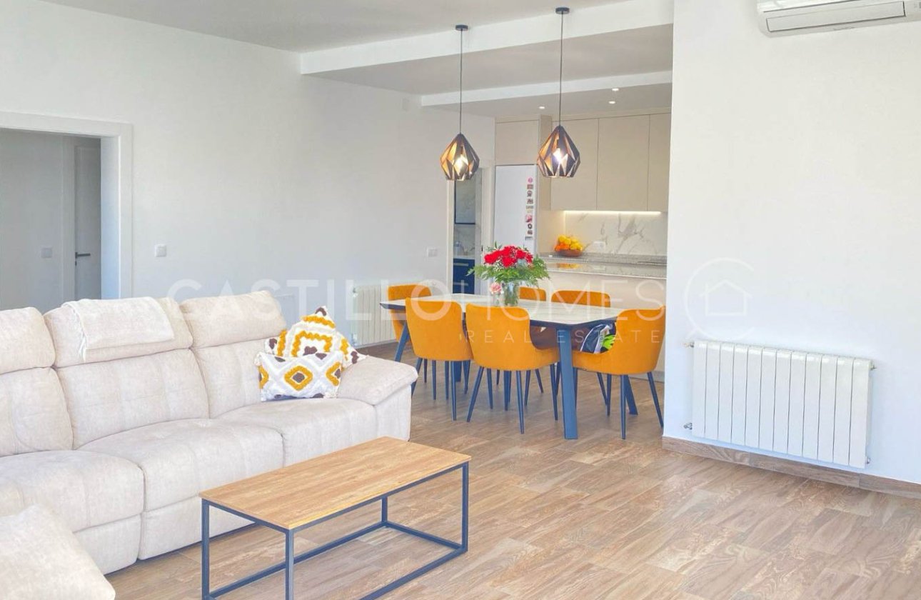 Resale - Villa - Orihuela Costa - Orihuela