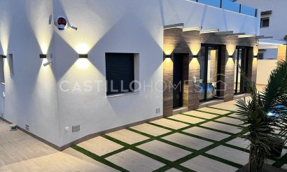 Resale - Villa - Orihuela Costa - Orihuela