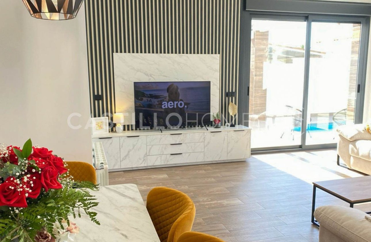 Resale - Villa - Orihuela Costa - Orihuela
