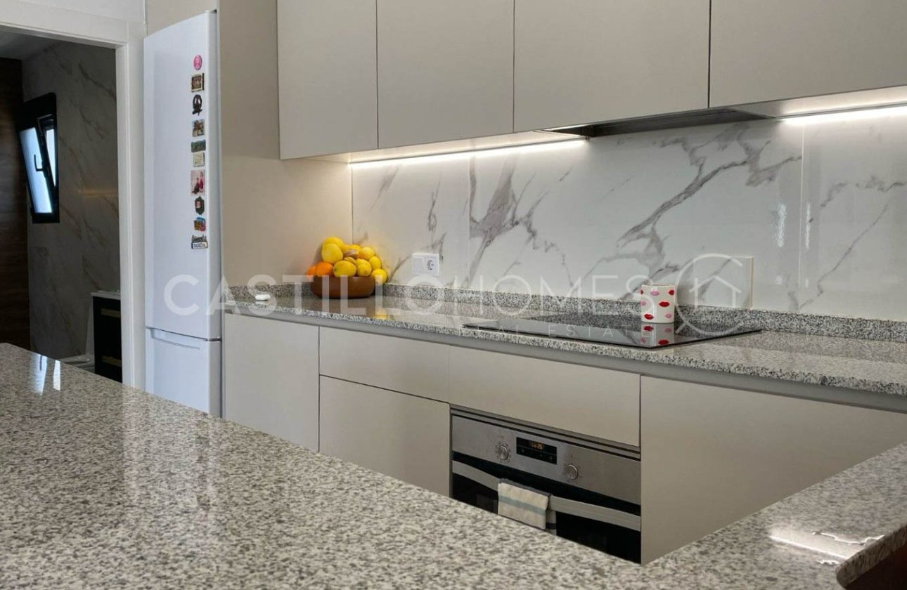 Resale - Villa - Orihuela Costa - Orihuela