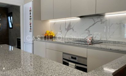 Resale - Villa - Orihuela Costa - Orihuela