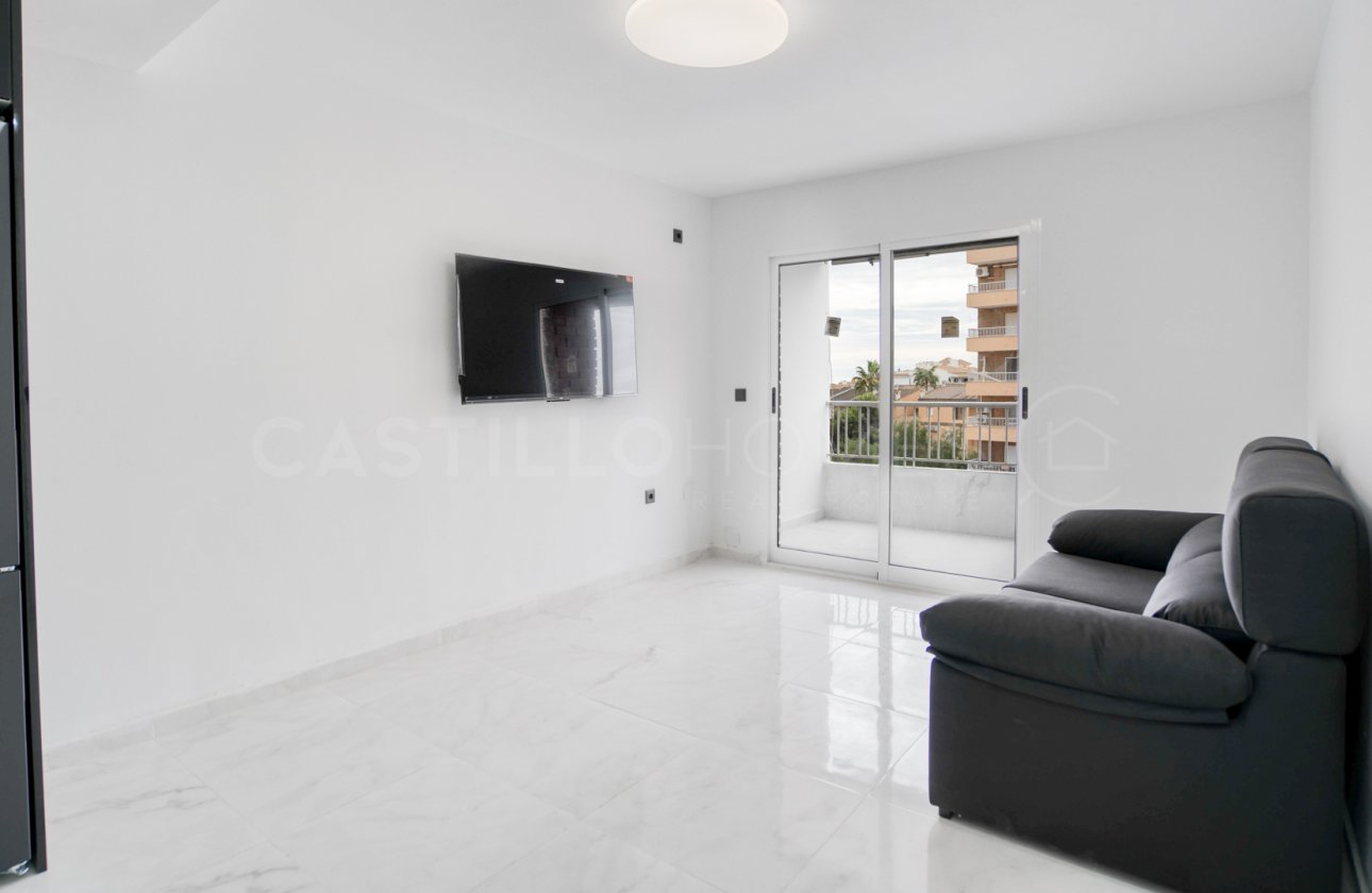 Resale - Apartment / flat - Orihuela Costa - Punta Prima