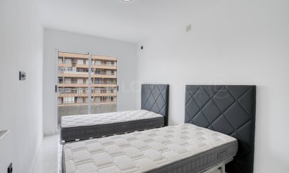 Resale - Apartment / flat - Orihuela Costa - Punta Prima