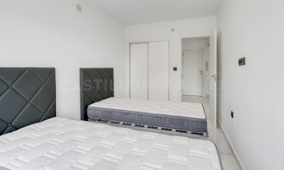 Resale - Apartment / flat - Orihuela Costa - Punta Prima