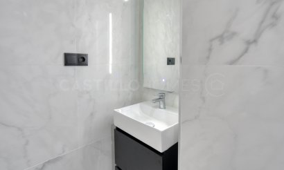 Resale - Apartment / flat - Orihuela Costa - Punta Prima