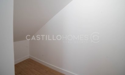 Resale - Apartment / flat - Orihuela Costa - Villamartín