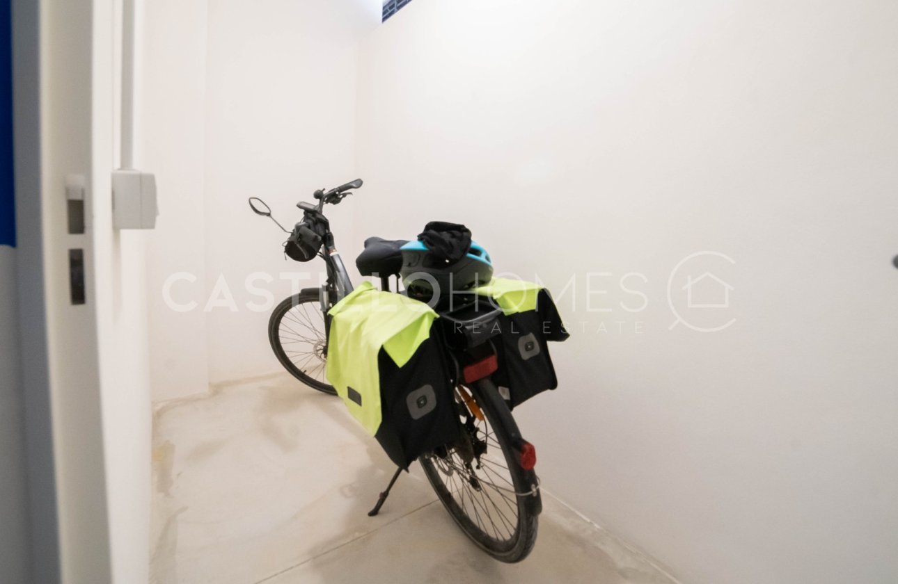Resale - Apartment / flat - Orihuela Costa - Villamartín