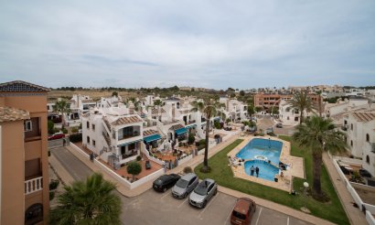 Resale - Apartment / flat - Orihuela Costa - Villamartín
