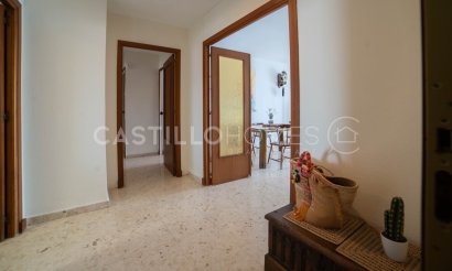 Resale - Apartment / flat - Torrevieja - Playa del Cura