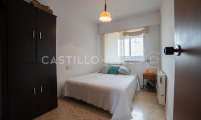 Resale - Apartment / flat - Torrevieja - Playa del Cura