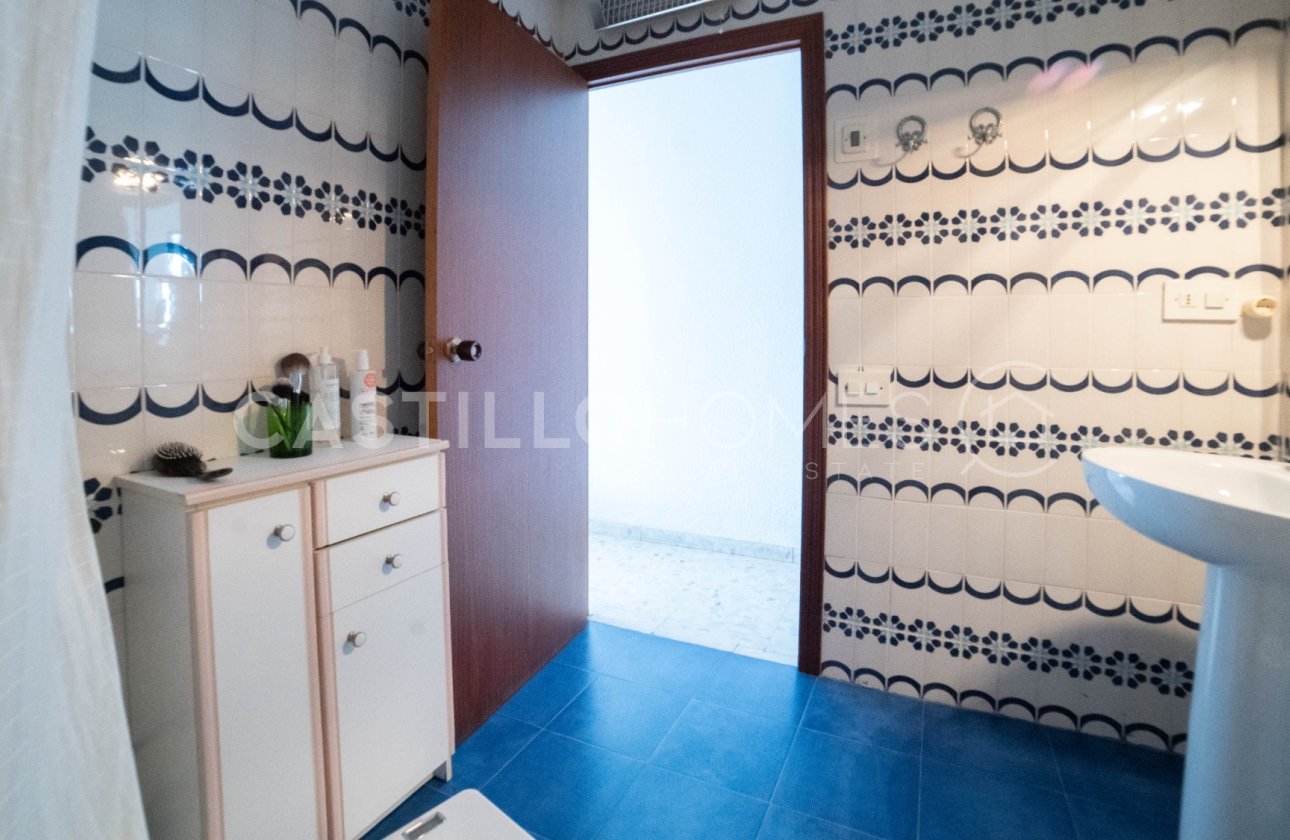 Resale - Apartment / flat - Torrevieja - Playa del Cura