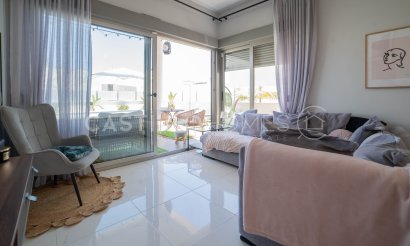 Revente - Villa - Orihuela Costa - Villamartín