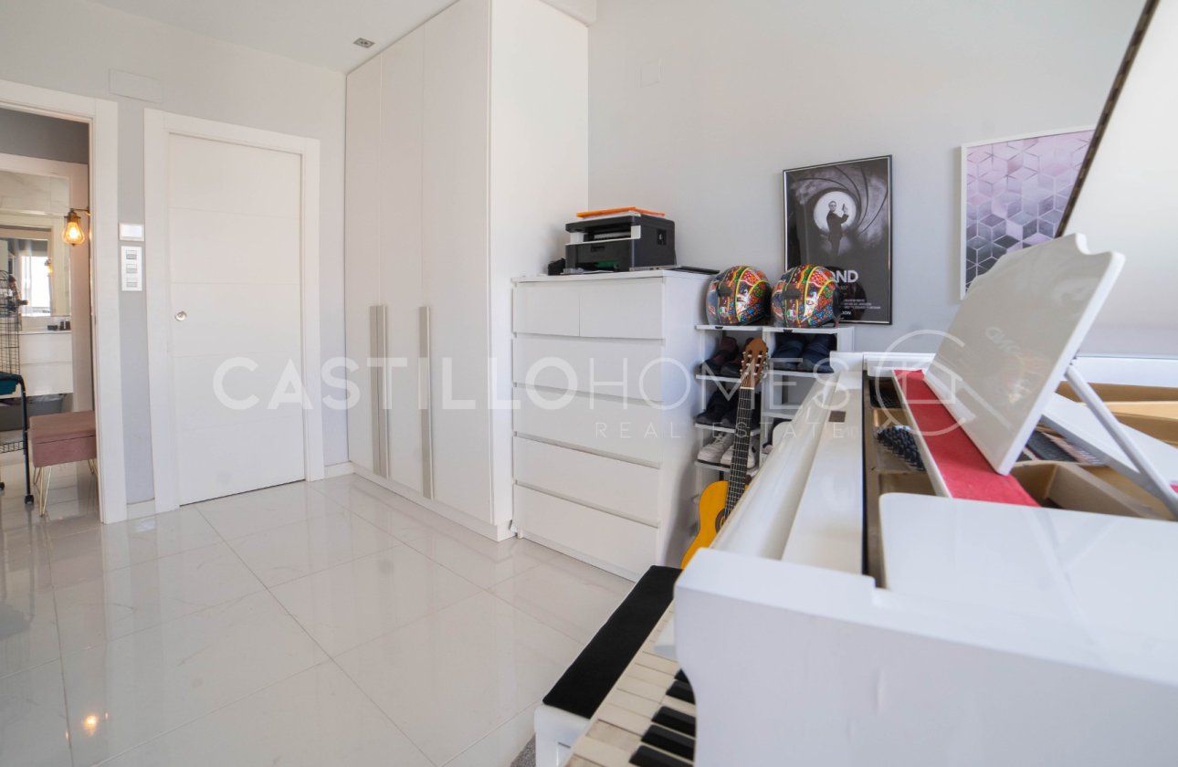 Revente - Villa - Orihuela Costa - Villamartín