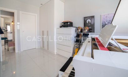 Revente - Villa - Orihuela Costa - Villamartín