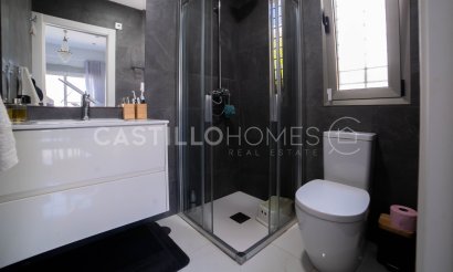 Revente - Villa - Orihuela Costa - Villamartín